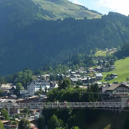 A Morzine, 30m², 4 Pers, Balcon, Parking, Wifi Apartamento